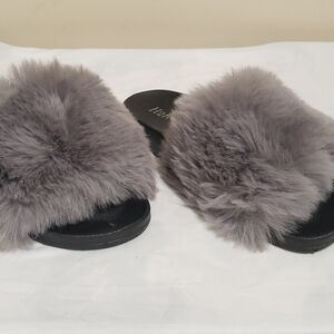Plush Gray Faux Fur Slide Slippers